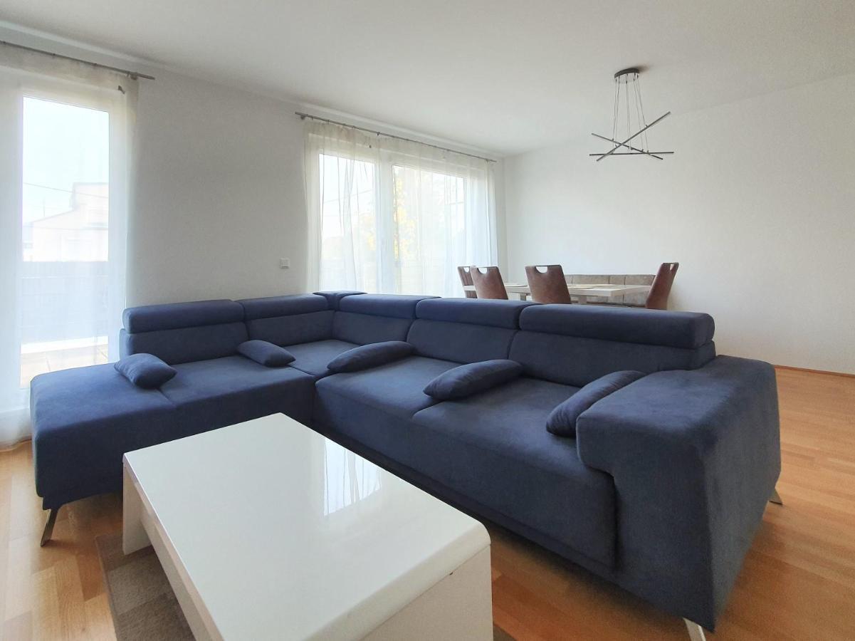 Near Lake Spacious & Furnished Beautiful Apartment Відень Екстер'єр фото