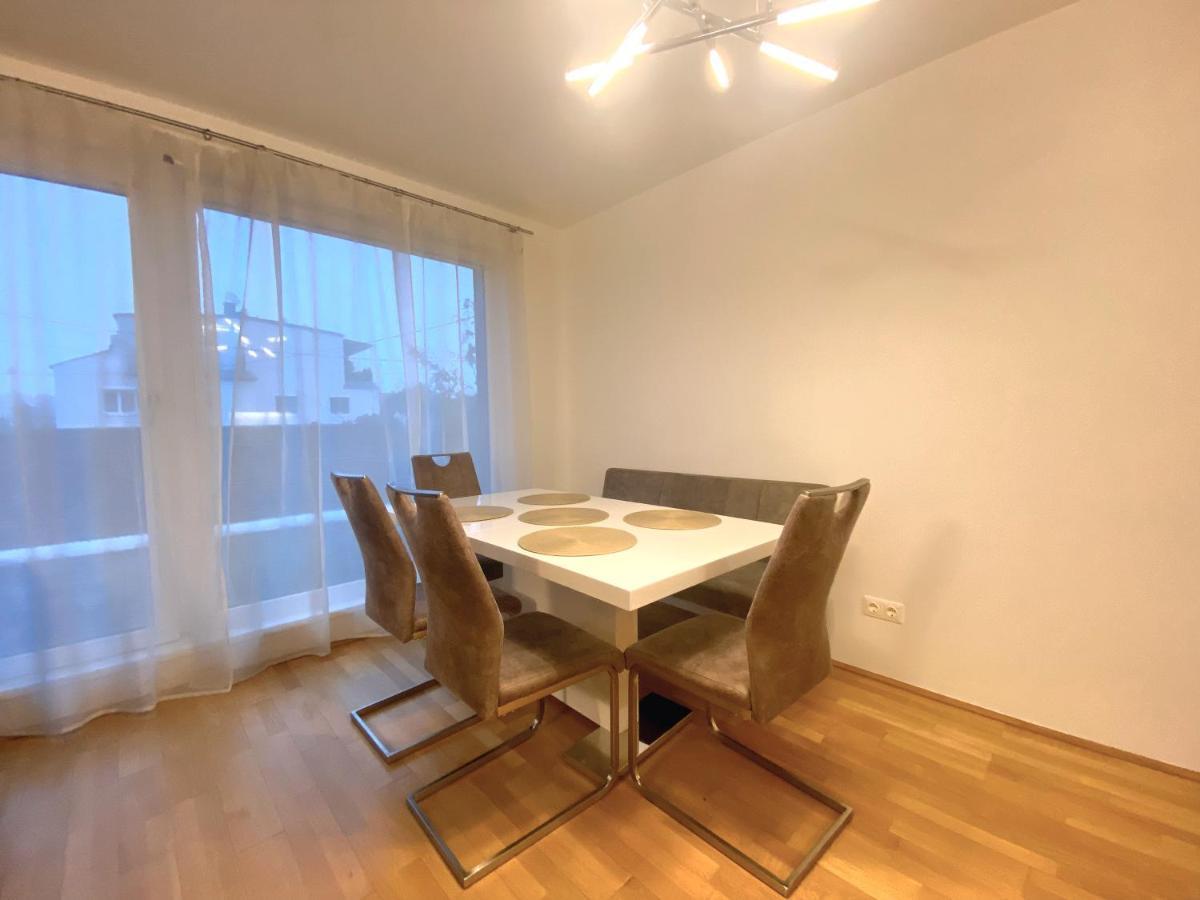 Near Lake Spacious & Furnished Beautiful Apartment Відень Екстер'єр фото